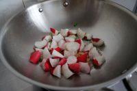 水萝卜烧排骨的做法步骤7