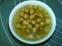 红绿豆瑶柱瘦肉汤的做法步骤2