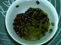 红绿豆瑶柱瘦肉汤的做法步骤4