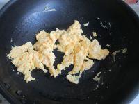鹅蛋炒毛豆的做法步骤9