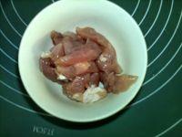莲子瑶柱瘦肉汤的做法步骤5