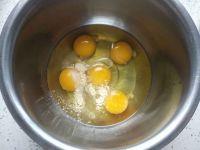 韭菜鸡蛋闷子的做法步骤3
