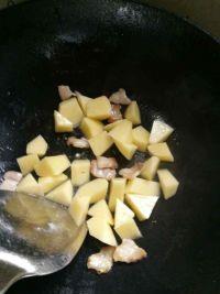 咖喱炖土豆的做法步骤4