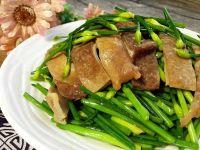 韭菜花烩炒猪肚的做法步骤8