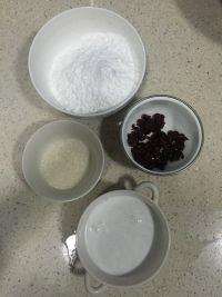 蔓越莓椰奶糕的做法步骤1