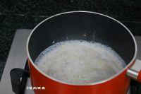 牛奶果干燕麦粥的做法步骤4